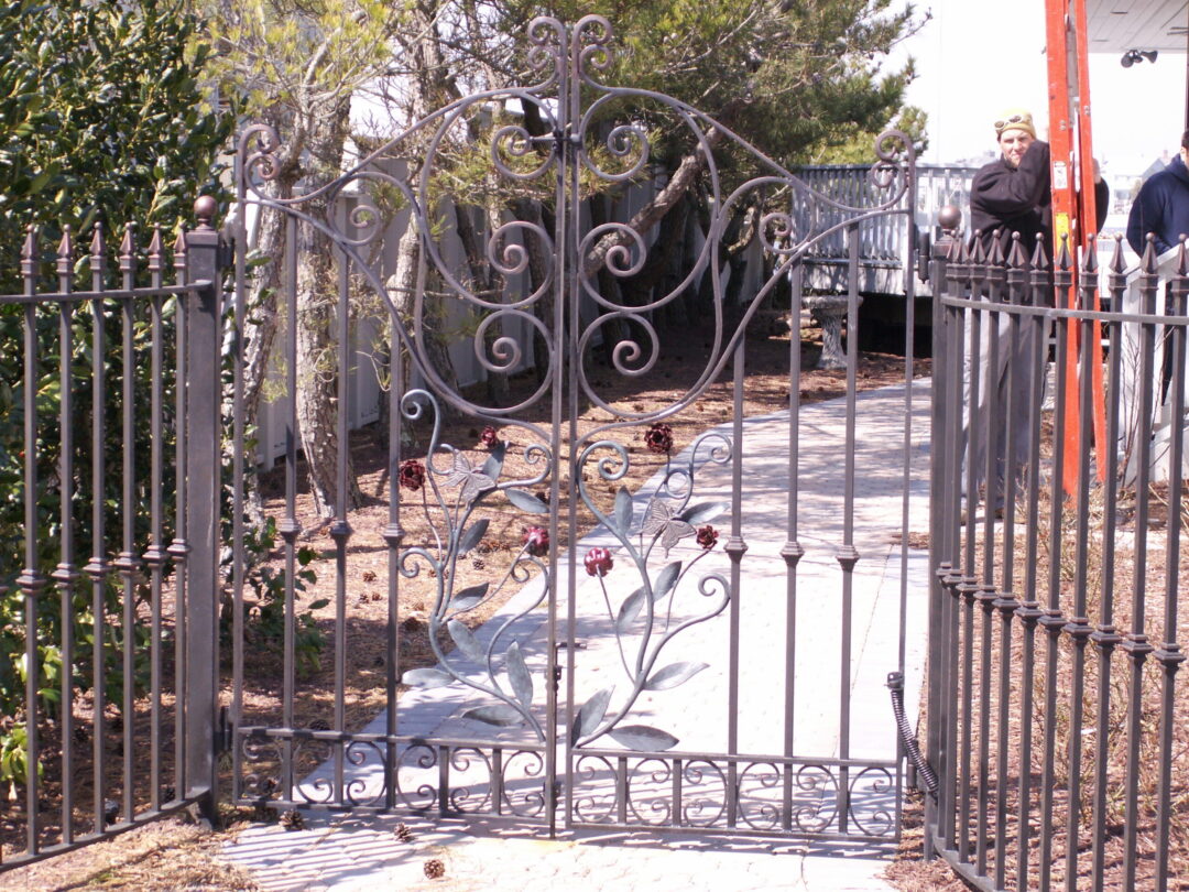 Walk Gate 6 - Image 2