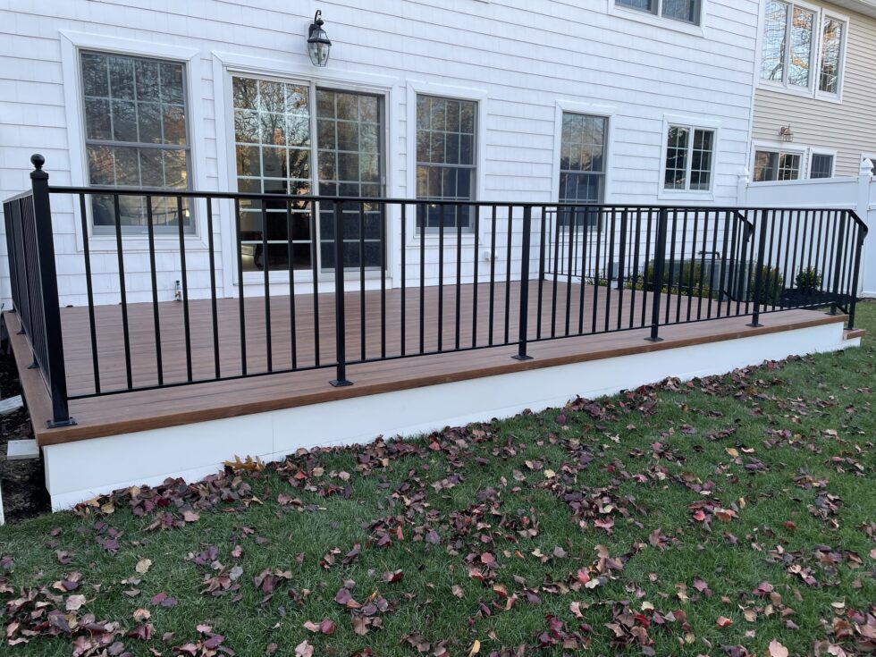 800 High Railing Exterior Standard Railing 8 | Newman Iron Works