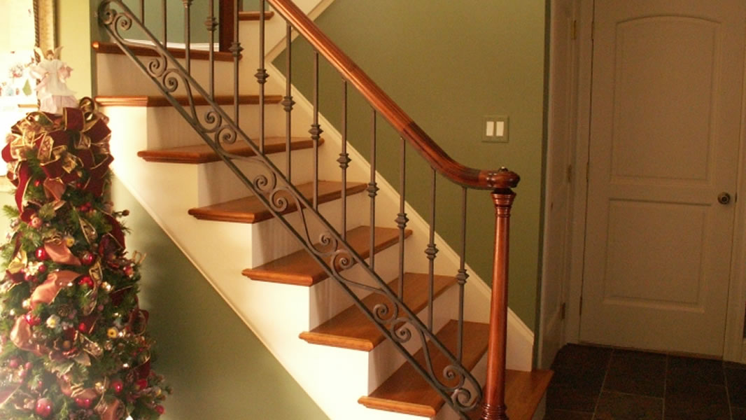 Standard Design Interior Stair Railing