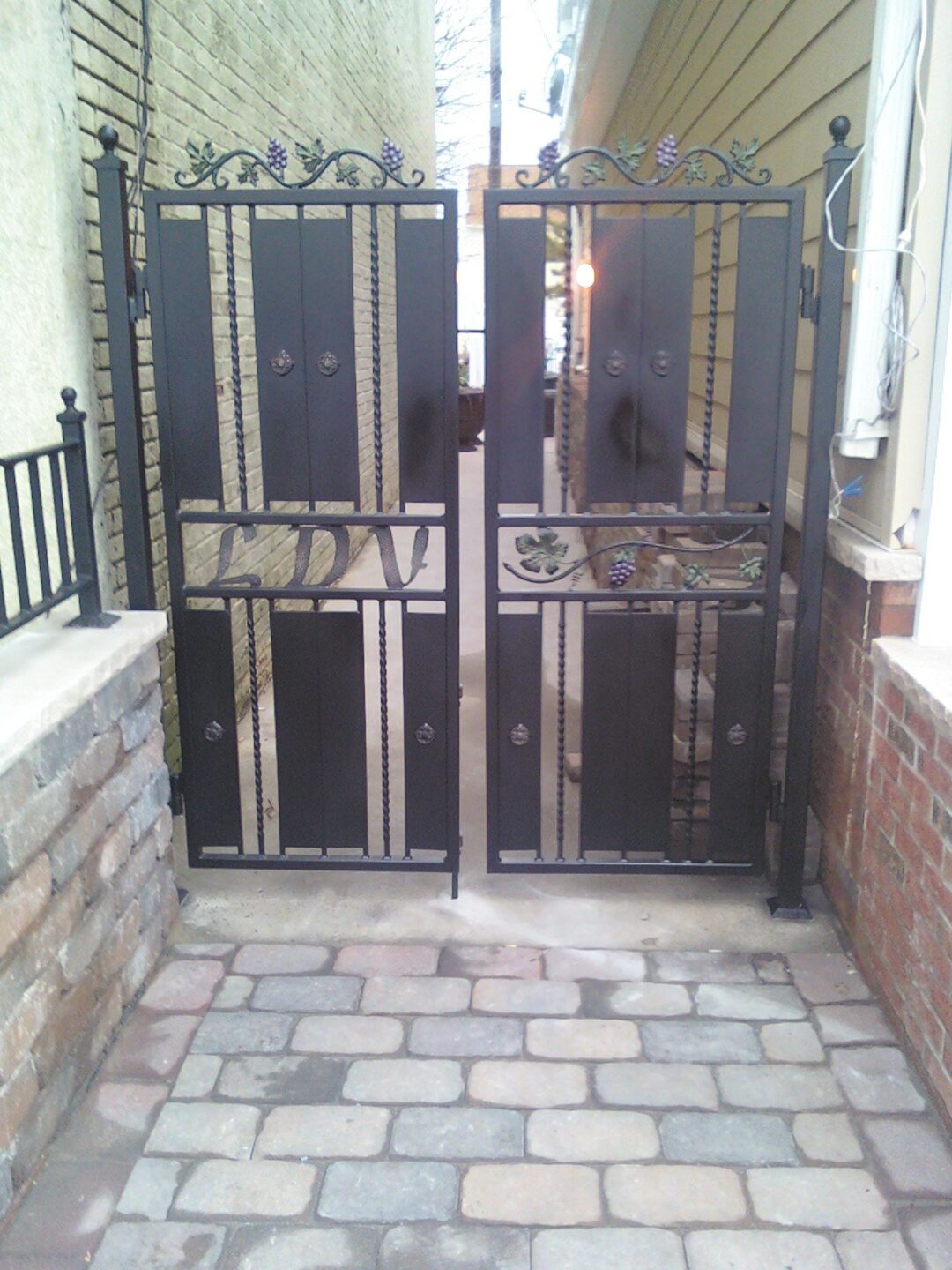 Walk Gate 53