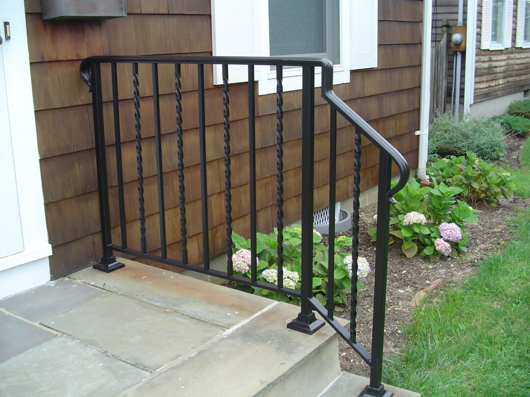 Exterior Standard Railing 15 - Image 2
