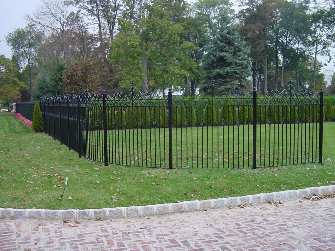Estate Fence 8 - Image 3