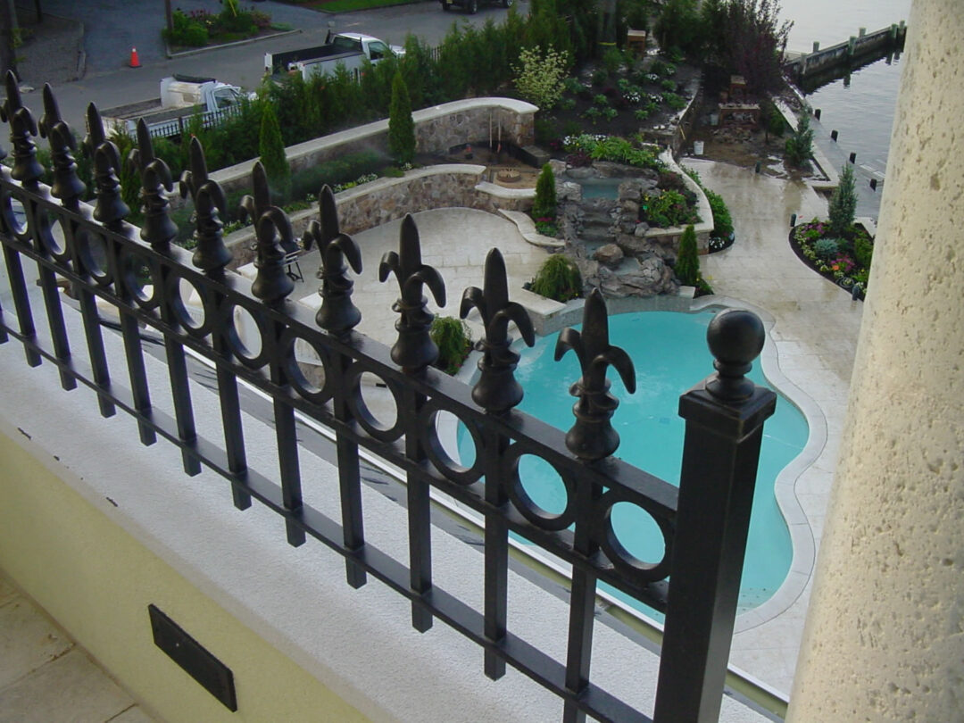 Exterior True Balcony Rail 32