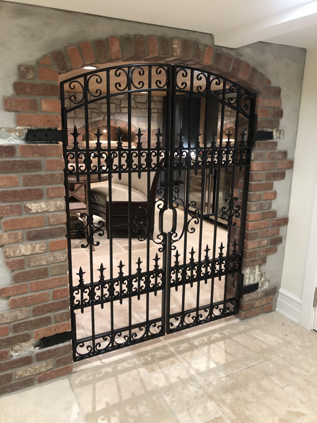 Interior Gate 10