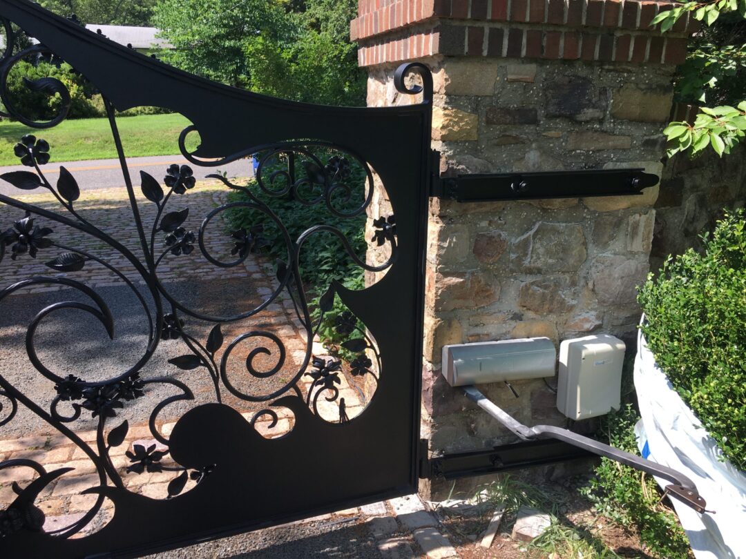 Driveway Gate 19 - Image 2