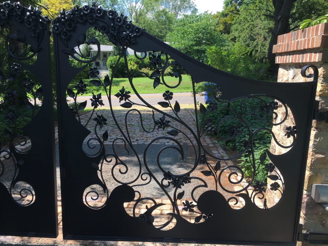 Driveway Gate 19 - Image 4