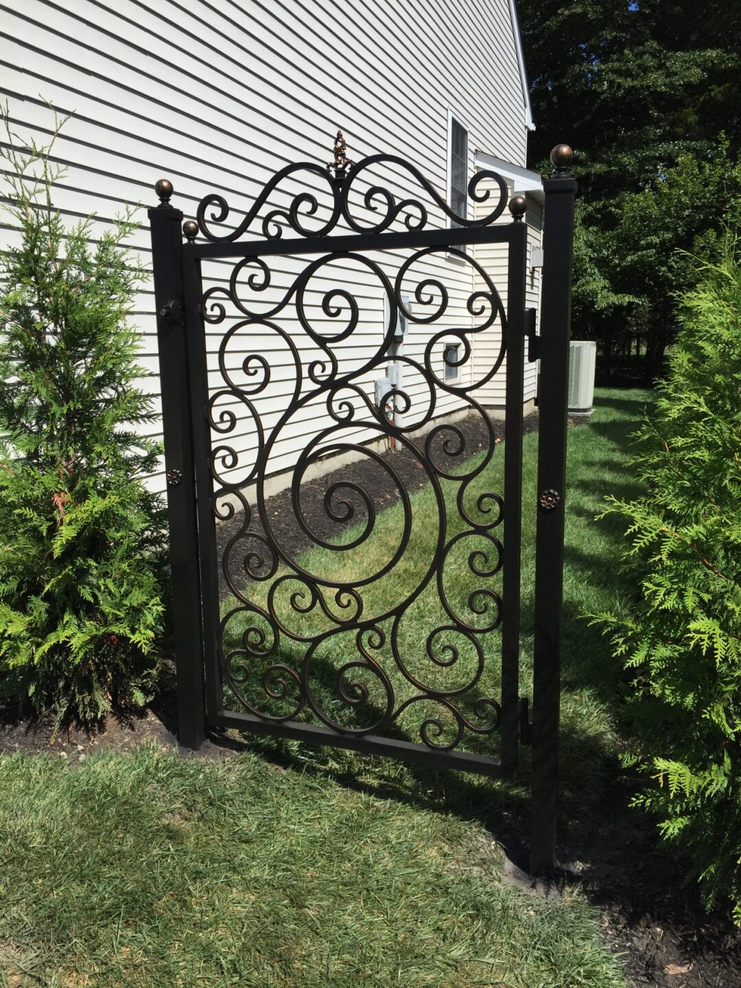 Walk Gate 4