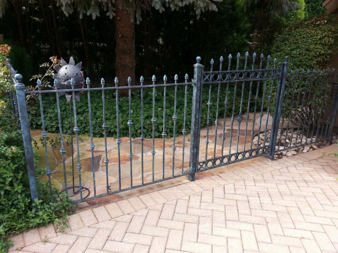 Estate Fence 29