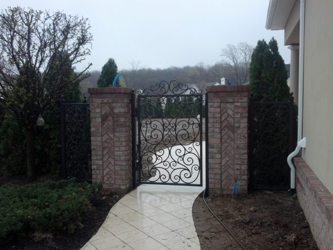 Walk Gate 8