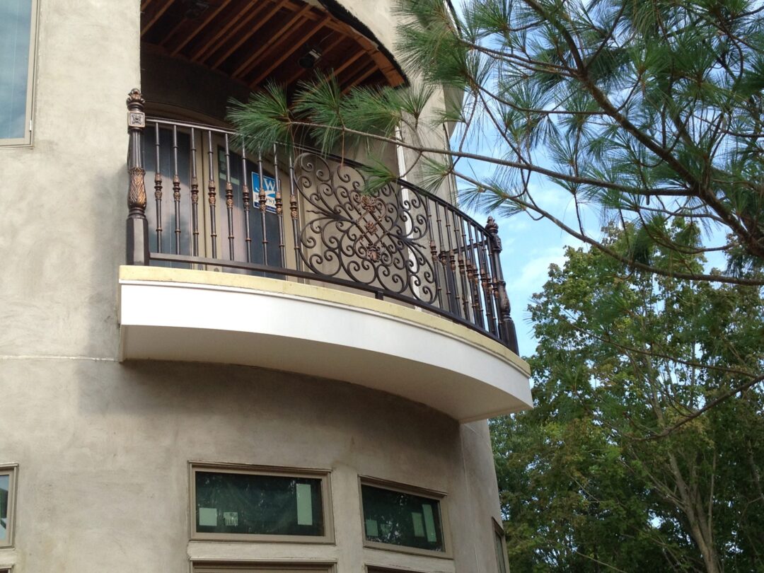 Exterior True Balcony Rail 6