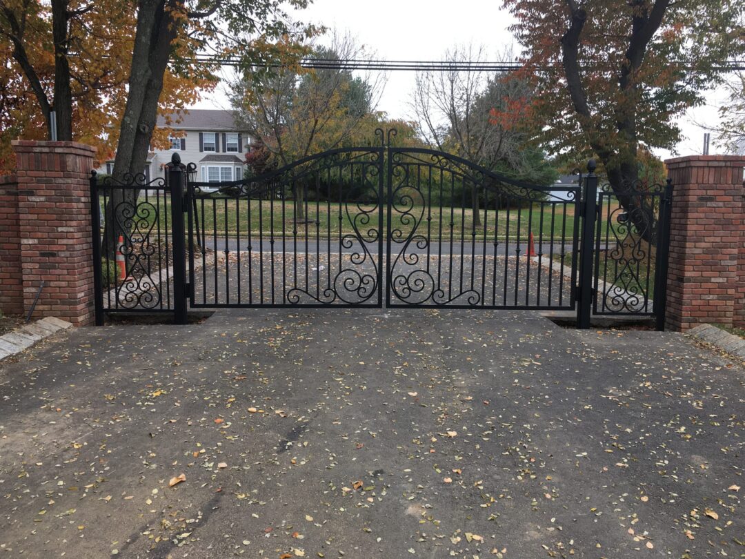Driveway Gate 18