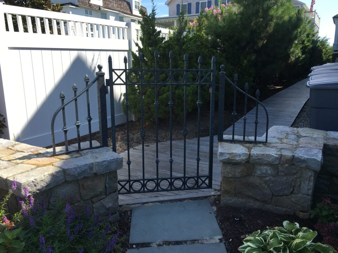 Walk Gate 65