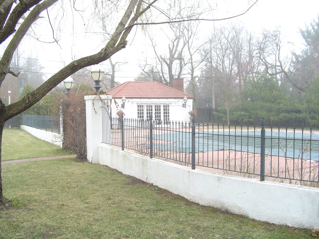 Pool Fence 33 - Image 2