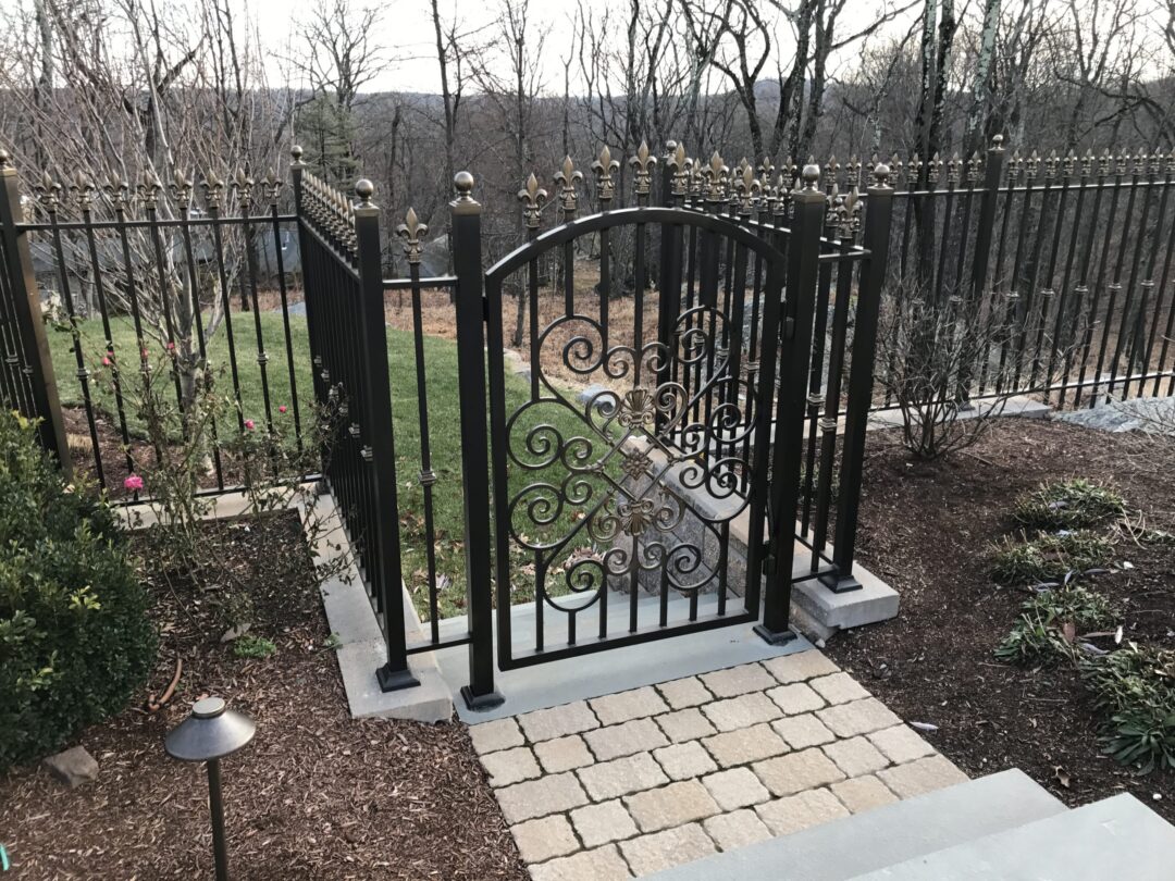 Walk Gate 49 - Image 4