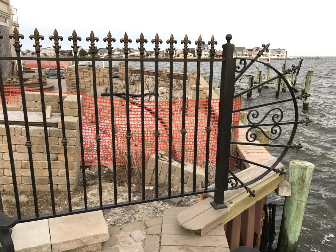 Pool Fence 36 - Image 3