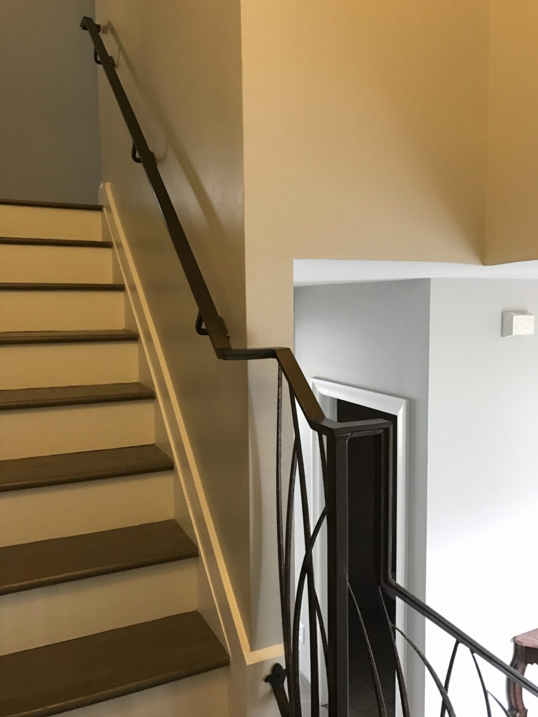Interior Artistic Railing 23 - Image 4